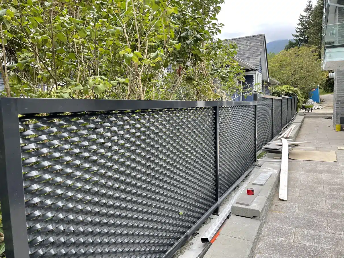 LGR-Fence (19)