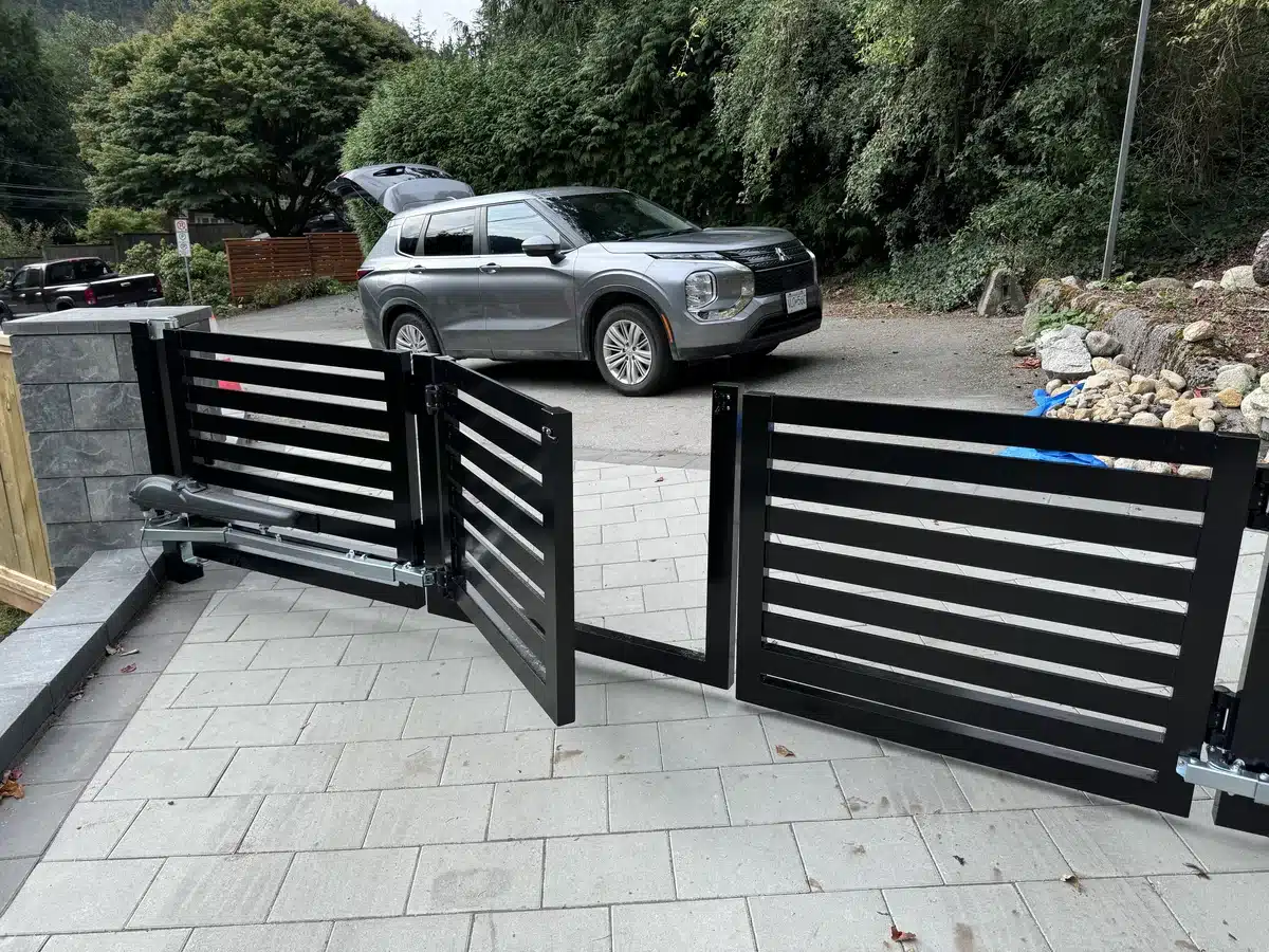 LGR-driveway-gate-bi-folding