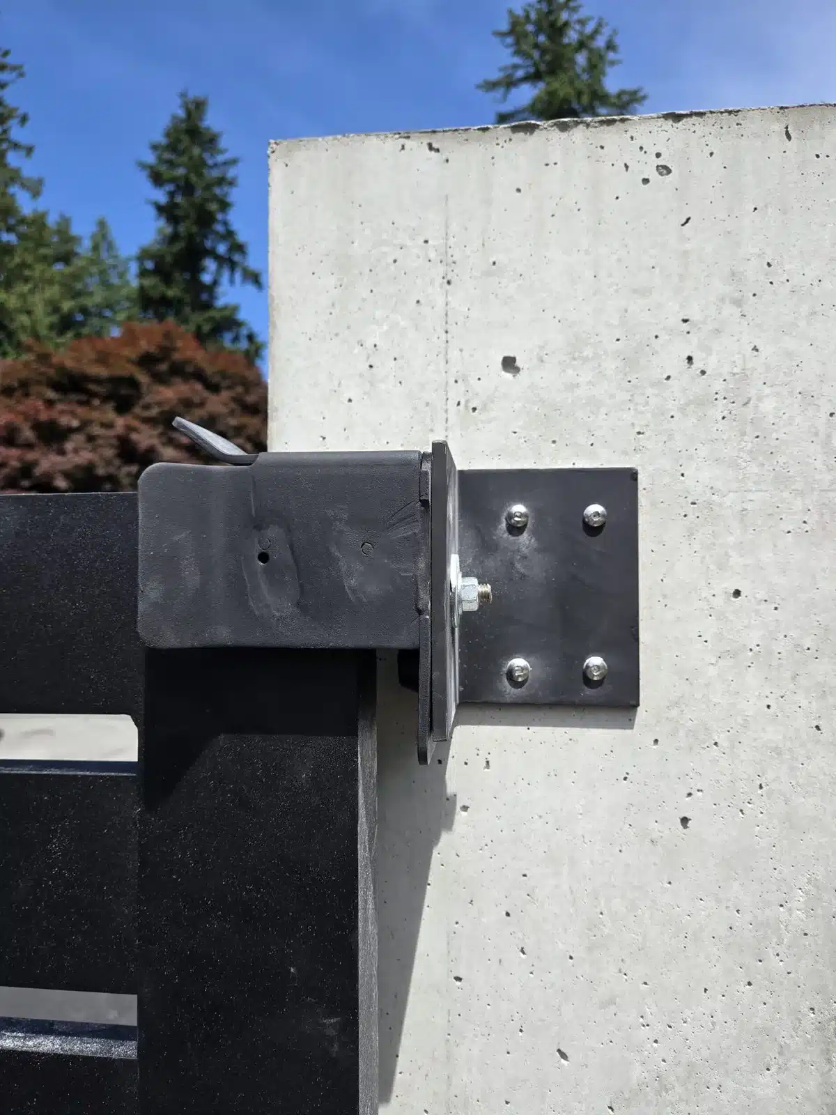 LGR-driveway-gate-canteliver (11)