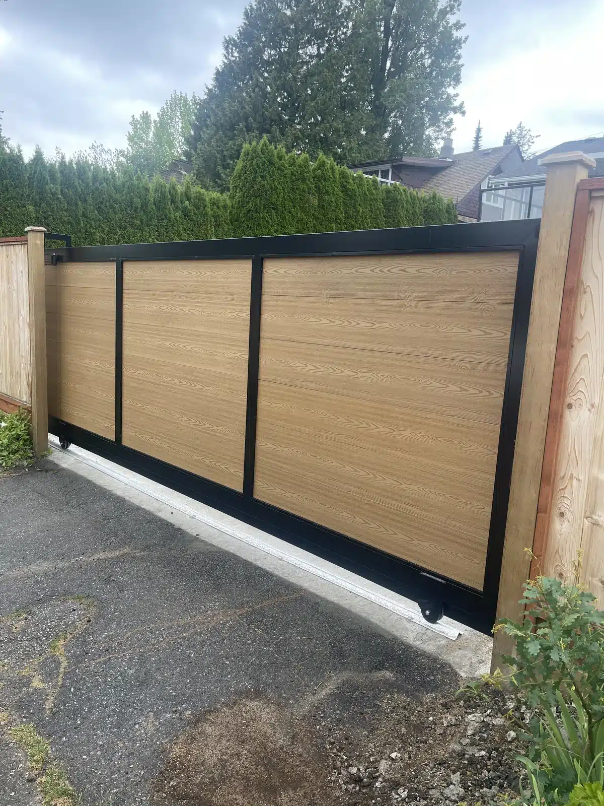 LGR-driveway-gate-sliding (10)